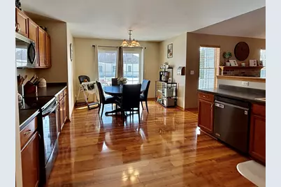 1418  Center St, Hartford, WI 53027 - Photo 10