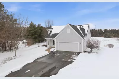 307  Scuppernong Cir, Dousman, WI 53118 - Photo 30