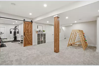 307  Scuppernong Cir, Dousman, WI 53118 - Photo 26