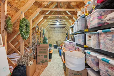 307  Scuppernong Cir, Dousman, WI 53118 - Photo 24