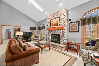 293  Westfield Way, Pewaukee, WI 53072 - Photo 16