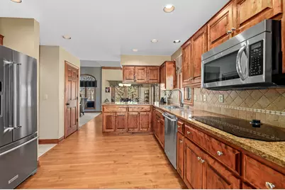 293  Westfield Way, Pewaukee, WI 53072 - Photo 10