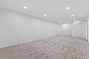 831 W Riverview Dr, Glendale, WI 53209 - Photo 26