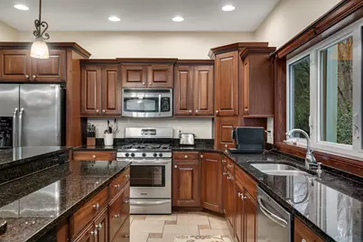 1308  Sunset Ct, La Crosse, WI 54601 - Photo 6