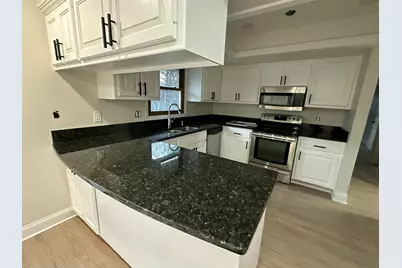 680  Forest Grove Ln, Brookfield, WI 53005 - Photo 2