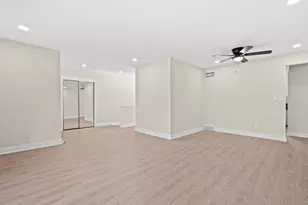 680 Forest Grove Ln, Brookfield, WI 53005 - Photo 4