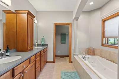 6507  Willow Ct, Racine, WI 53185 - Photo 26