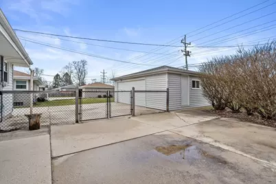 1553  Parknoll Ln, Port Washington, WI 53074 - Photo 38