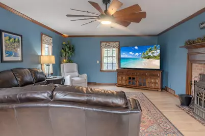 2400 W Cherokee Dr, Appleton, WI 54914 - Photo 2