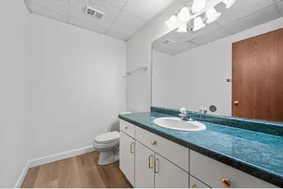 N80W13596  River Park Dr #16/3/E, Menomonee Falls, WI 53051 - Photo 28
