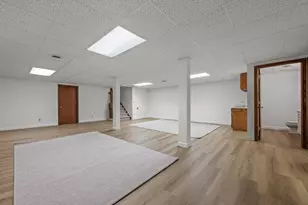 N80W13596 River Park Dr, Menomonee Falls, WI 53051 - Photo 26