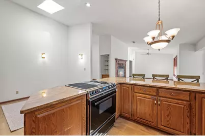 N80W13596  River Park Dr #16/3/E, Menomonee Falls, WI 53051 - Photo 12