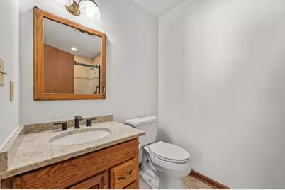N80W13596  River Park Dr #16/3/E, Menomonee Falls, WI 53051 - Photo 20