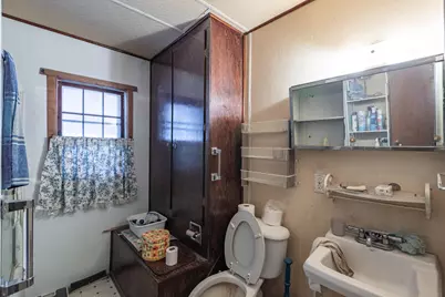 923  11th Ave, Onalaska, WI 54650 - Photo 8