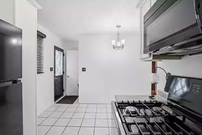 1902  84th St, Kenosha, WI 53143 - Photo 8