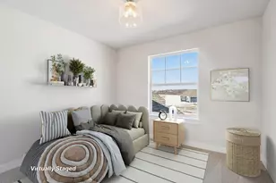 2402 Hoods Creek Path, Racine, WI 53406 - Photo 10