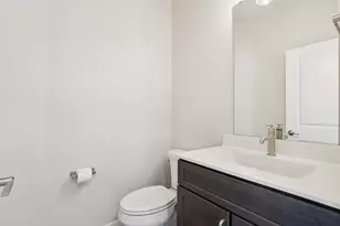 2402 Hoods Creek Path, Racine, WI 53406 - Photo 8