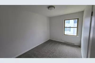 231  Prospect Ave, Pewaukee, WI 53072 - Photo 20