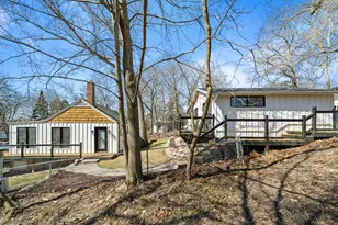 2804 Willow Point Dr, Delavan, WI 53115 - Photo 2