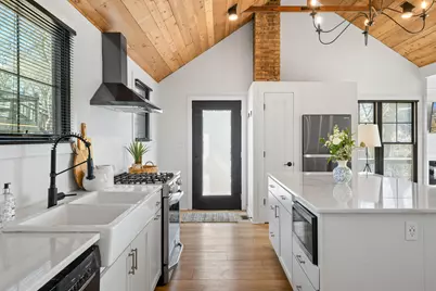 2804  Willow Point Dr, Delavan, WI 53115 - Photo 14