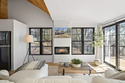 2804  Willow Point Dr, Delavan, WI 53115 - Photo 8