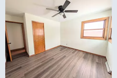 1360 S 88th St, West Allis, WI 53214 - Photo 20