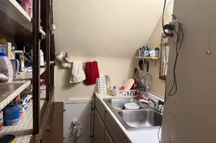 1028 S 61st St, West Allis, WI 53214 - Photo 8