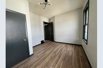 2431 S 34th St #2431, Milwaukee, WI 53215 - Photo 6