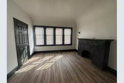 2431 S 34th St #2431, Milwaukee, WI 53215 - Photo 4