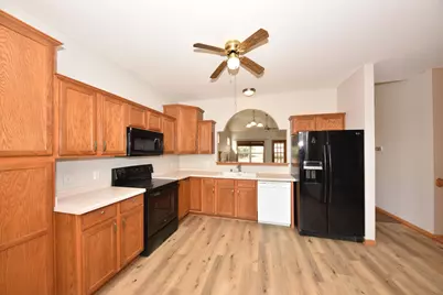 1014  Algoma Dr, Port Washington, WI 53074 - Photo 16