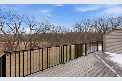 476  Oak Ridge Dr, Hartland, WI 53029 - Photo 10