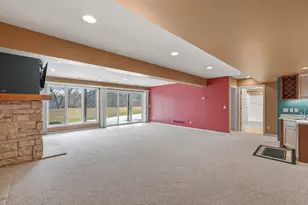 476 Oak Ridge Dr, Hartland, WI 53029 - Photo 28