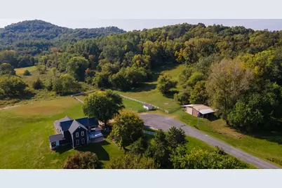 N6754  McCurdy Pl, Onalaska, WI 54636 - Photo 1