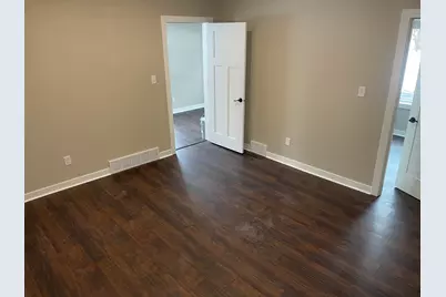 20365 W National Ave, New Berlin, WI 53146 - Photo 22