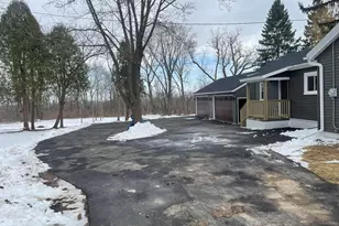 20365 W National Ave, New Berlin, WI 53146 - Photo 8