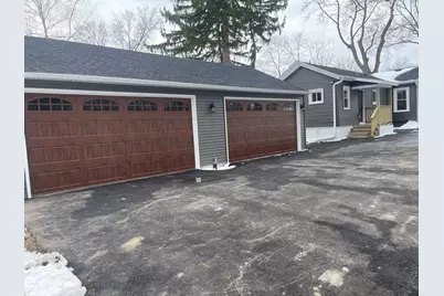 20365 W National Ave, New Berlin, WI 53146 - Photo 10