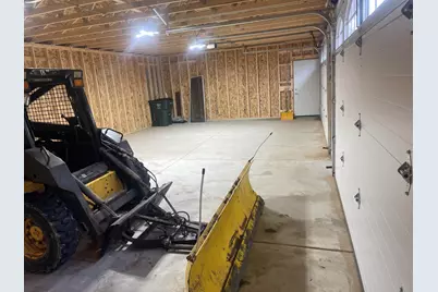 20365 W National Ave, New Berlin, WI 53146 - Photo 34