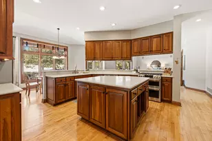 19930 Keswick Ct, Brookfield, WI 53045 - Photo 14