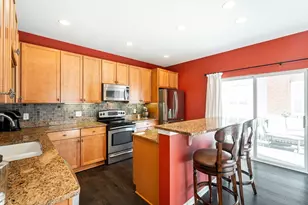 3870 S Lake Dr, Saint Francis, WI 53235 - Photo 16
