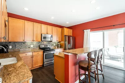 3870 S Lake Dr #1102, Saint Francis, WI 53235 - Photo 14