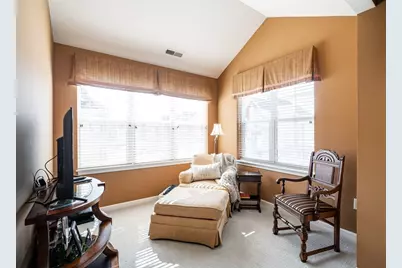 3870 S Lake Dr #1102, Saint Francis, WI 53235 - Photo 30