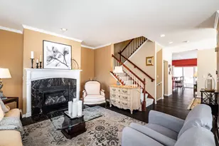 3870 S Lake Dr, Saint Francis, WI 53235 - Photo 8