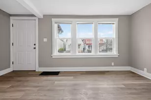 134 E Concordia Ave, Milwaukee, WI 53212 - Photo 32