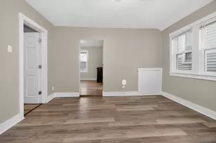 134 E Concordia Ave, Milwaukee, WI 53212 - Photo 8