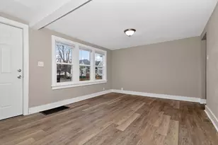 134 E Concordia Ave, Milwaukee, WI 53212 - Photo 30