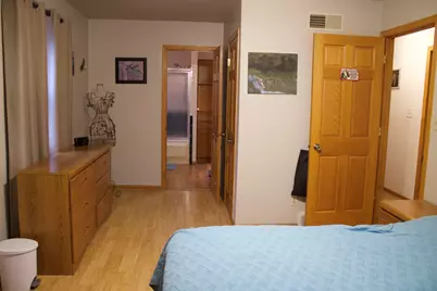 3017 W Ramsey Ave, Greenfield, WI 53221 - Photo 24