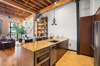 205 N Water St #402, Milwaukee, WI 53202 - Photo 14