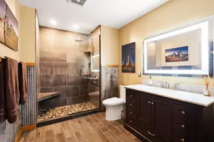 205 N Water St, Milwaukee, WI 53202 - Photo 20