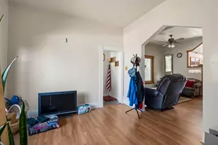 2953 S Kinnickinnic Ave, Milwaukee, WI 53207 - Photo 8