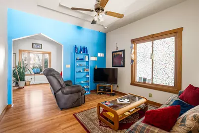 2953 S Kinnickinnic Ave, Milwaukee, WI 53207 - Photo 6